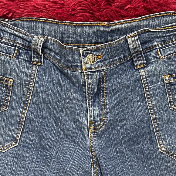 Conga! denim shorts - Picture 5 of 13